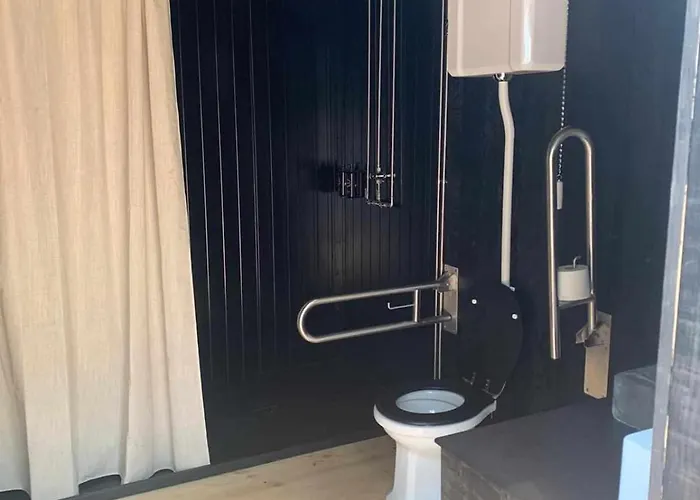 A Leira 116 De Diseno Кемпинг Саррия